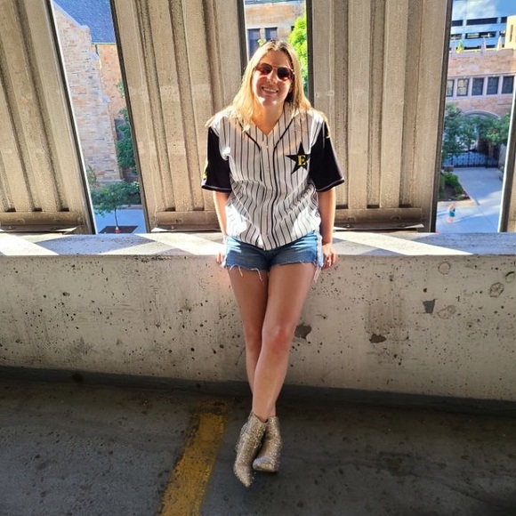 Meet your Posher, Michelle - Picture 7 of 10